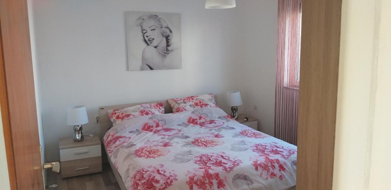 Apartman Zvoncica Vrsi Ngoại thất bức ảnh